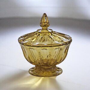 Vintage Anchor Hocking Amber Pressed Glass Fairfield Pattern Lidded Candy Dish